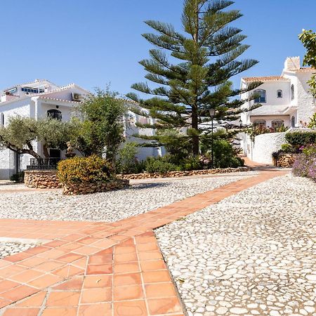 Capistrano Village B, 1 Bedroom + Free Wi-Fi Nerja Extérieur photo