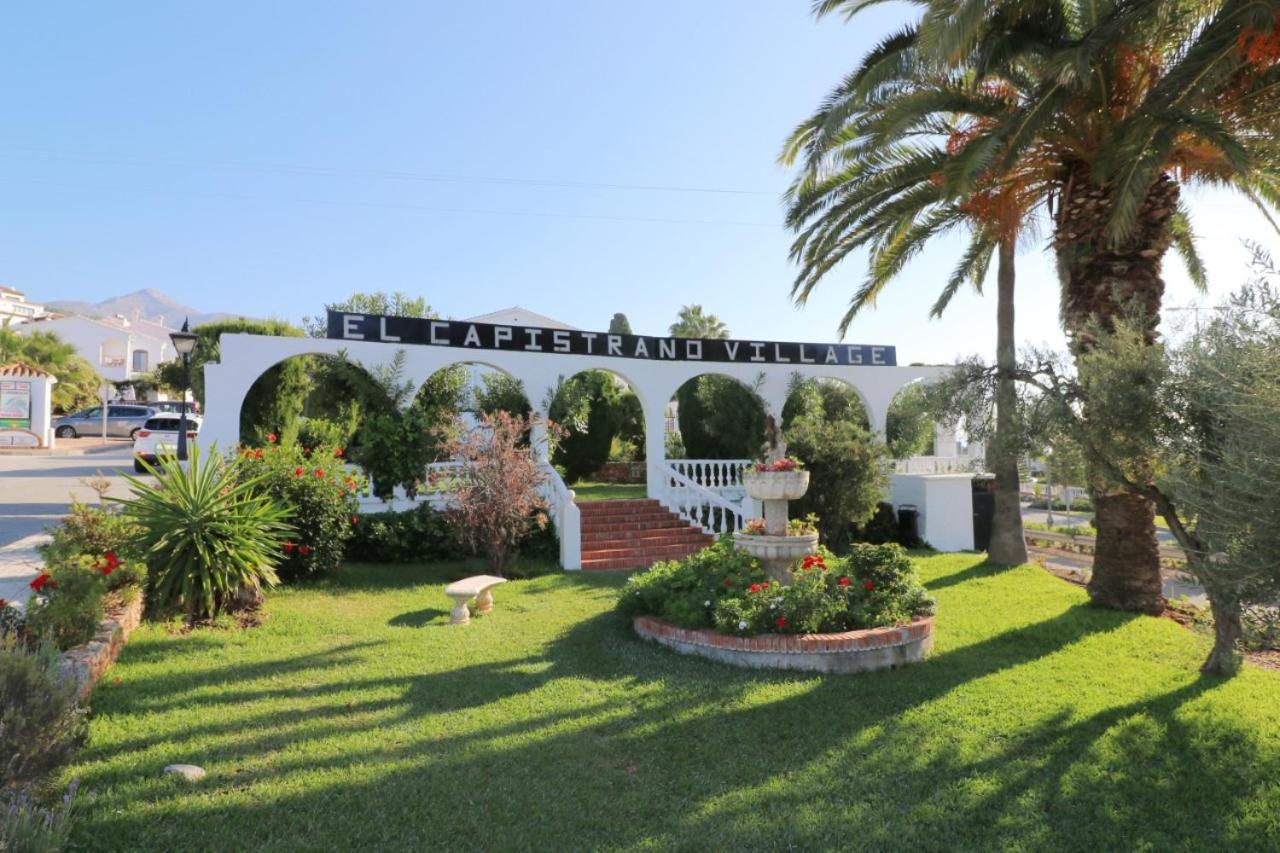 Capistrano Village B, 1 Bedroom + Free Wi-Fi Nerja Extérieur photo