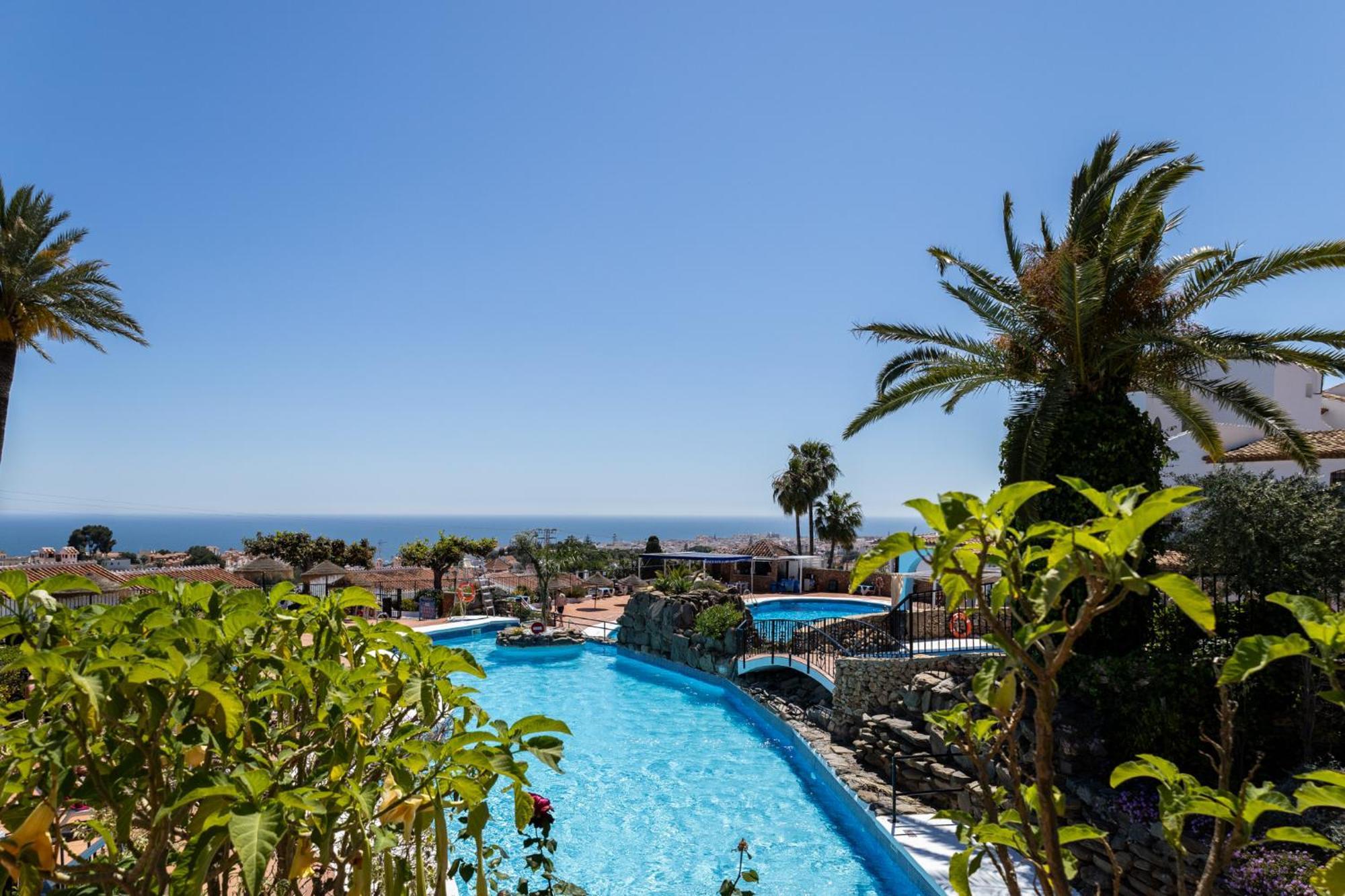 Capistrano Village B, 1 Bedroom + Free Wi-Fi Nerja Extérieur photo