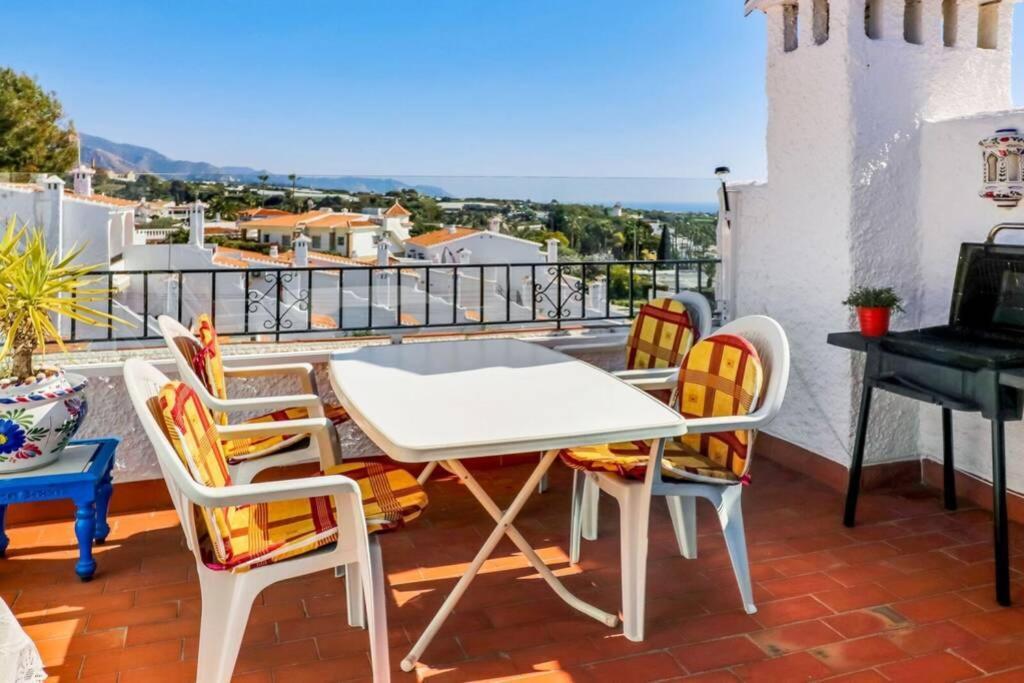 Capistrano Village B, 1 Bedroom + Free Wi-Fi Nerja Extérieur photo